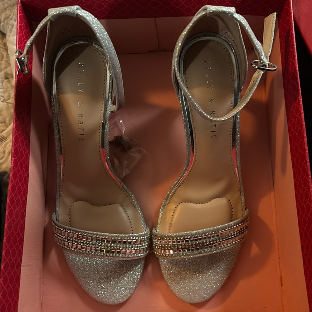 Women’s rhinestone silver strap heels-